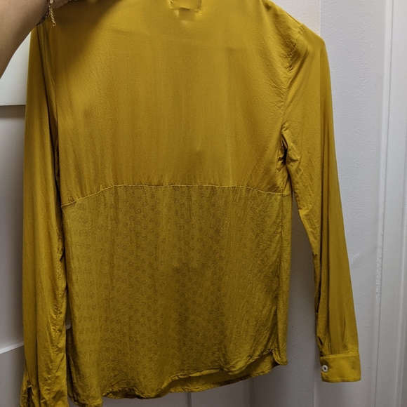 Maeve/Anthropologie Gold Blouse - Picture 5 of 6